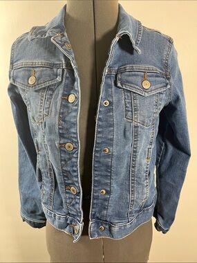 So Junior Cropped Trucker Denim Jacket Size XL